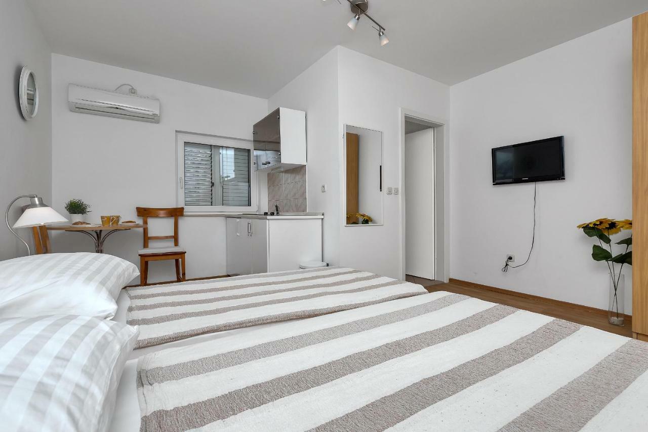 Apartments Marija マカルスカ エクステリア 写真